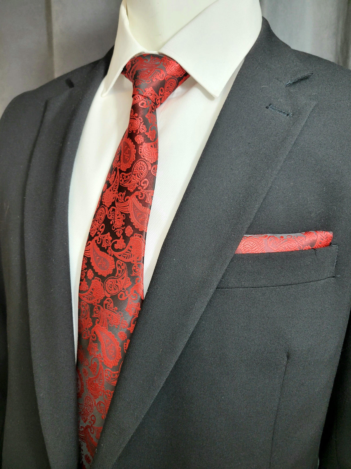Red Paisley Necktie and Pocket Square - The Upscale Banker